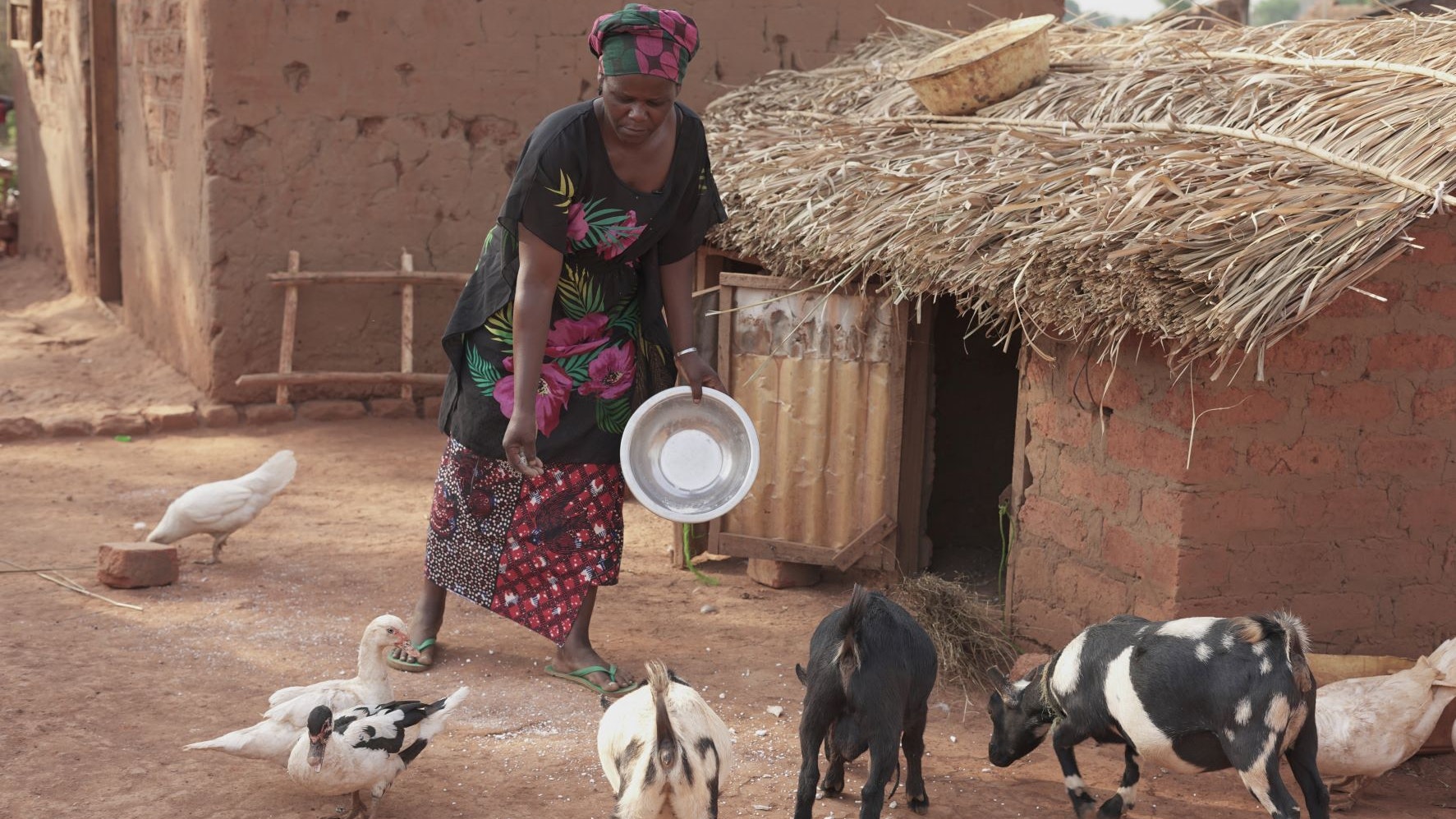 Woman finding a durable solution when returning to the Central African Republic
